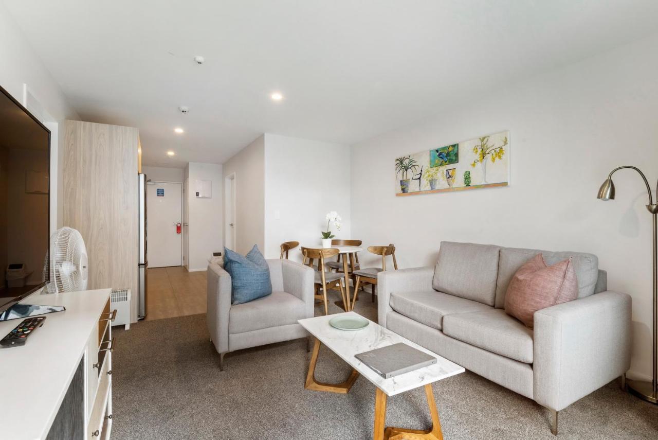 프렌즈 모텔 앤 서비스 아파트먼트 버컨헤드 오클랜드 외부 사진 A staged apartment at The George