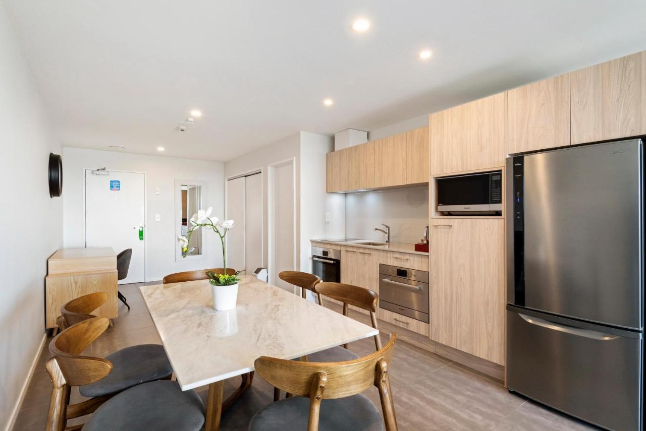 프렌즈 모텔 앤 서비스 아파트먼트 버컨헤드 오클랜드 외부 사진 A typical apartment kitchen